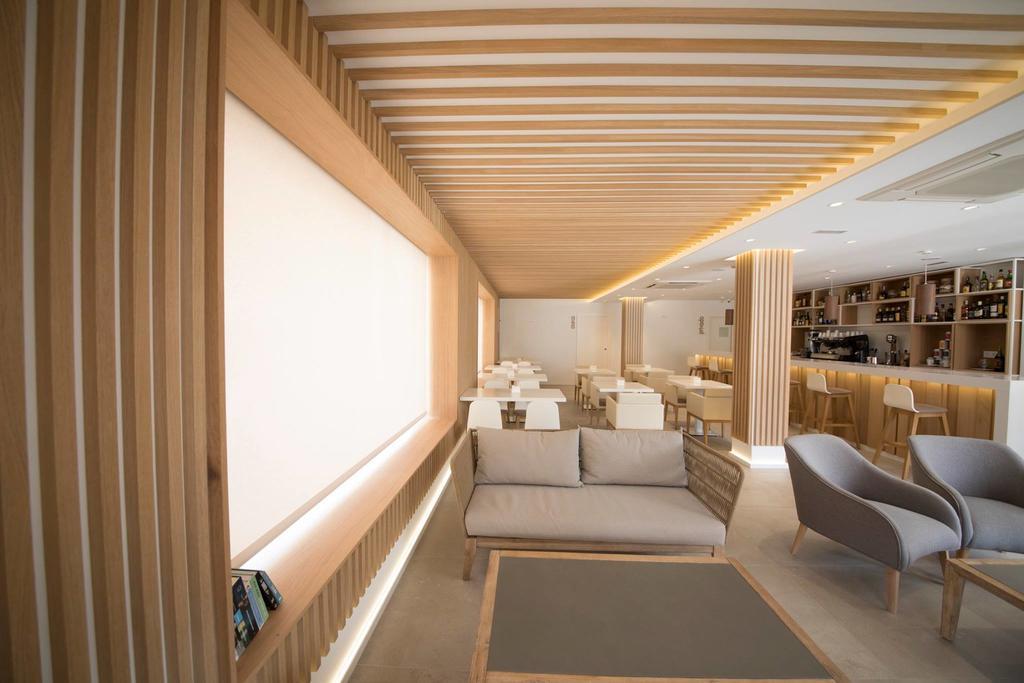 El Trebol Bar & Hotel Only Adults การ์โบเนรัส ภายนอก รูปภาพ